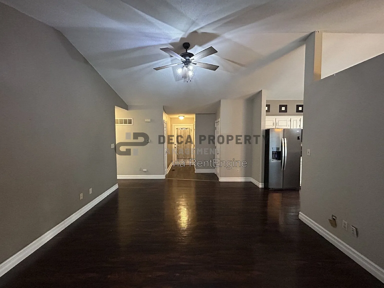 3 bed, 3.0 bath, 1256 sqft, $2,200 — Photo 3