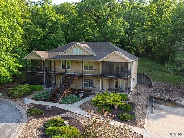 50 Tom Watson Ct BUILDING 300