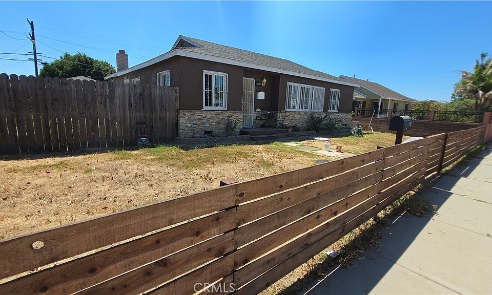 1st image of 720 W 135th St