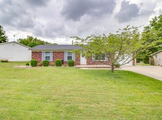 5808 Deer Trl, Godfrey, IL 62035