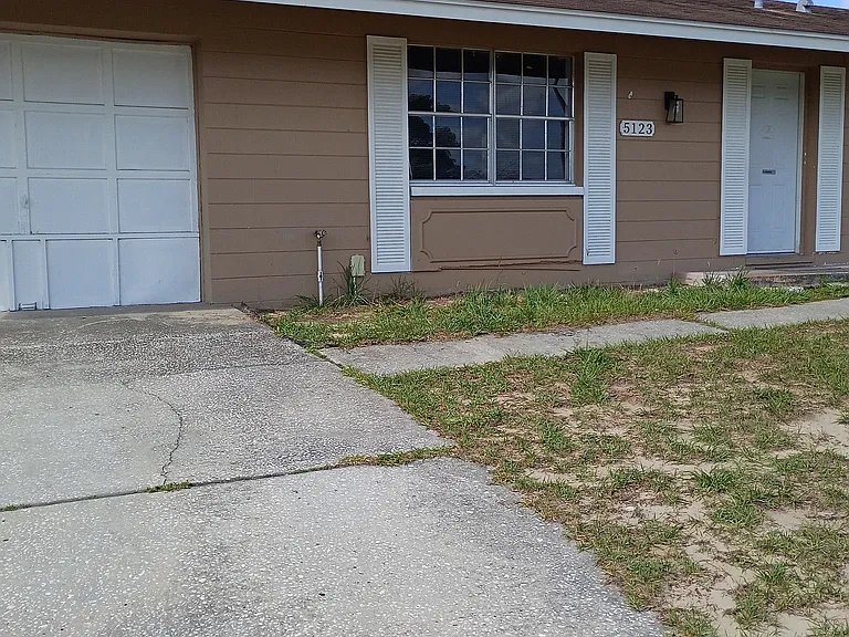 5123 Higate Rd — Photo 2