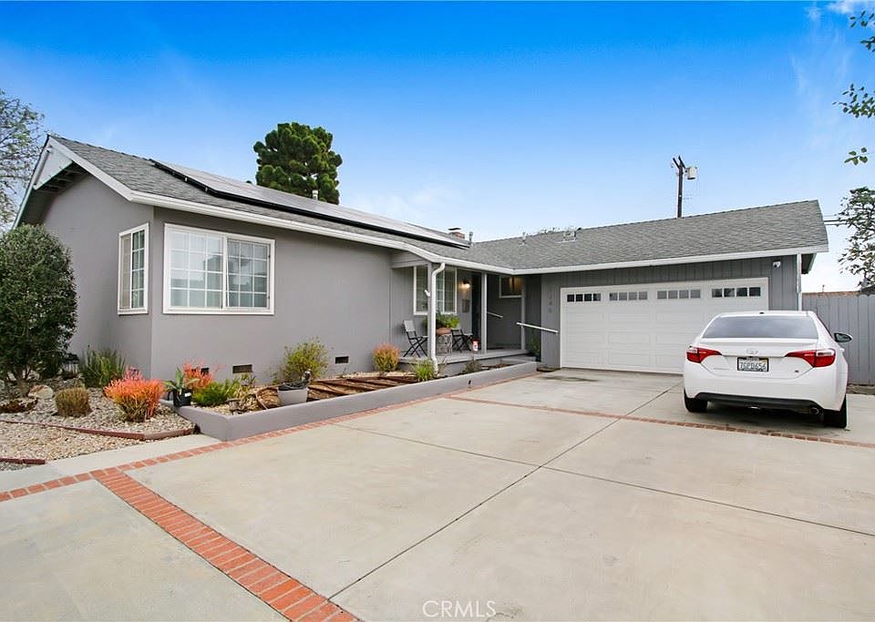 1st image of 7248 W 90th St