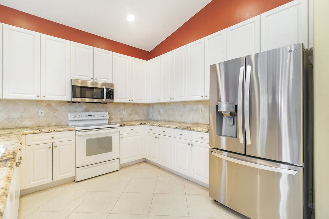 next background image