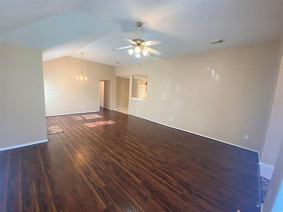 4th image of 13123 Woodvine Trl