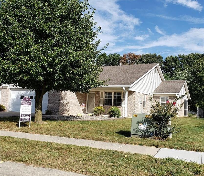 1st image of 522 Cresthaven Dr