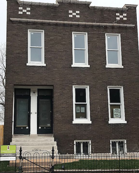 2nd image of 1915-1923 Geyer Ave