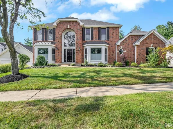 12757 Hezel Ln, Saint Louis, MO 63141
