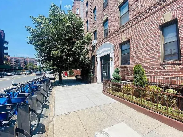 625 Caton Avenue image 15 of 15