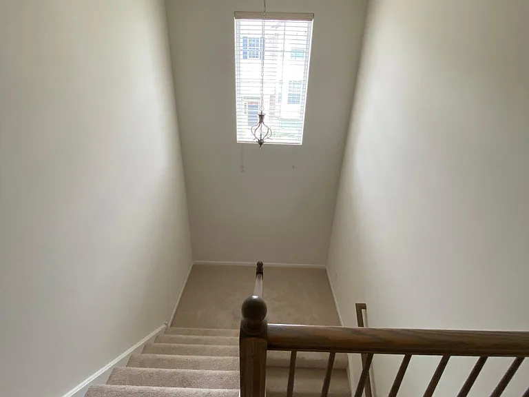 2873 Henley Ln — Photo 16