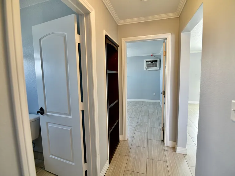 1003 E Clark Ave — Photo 18