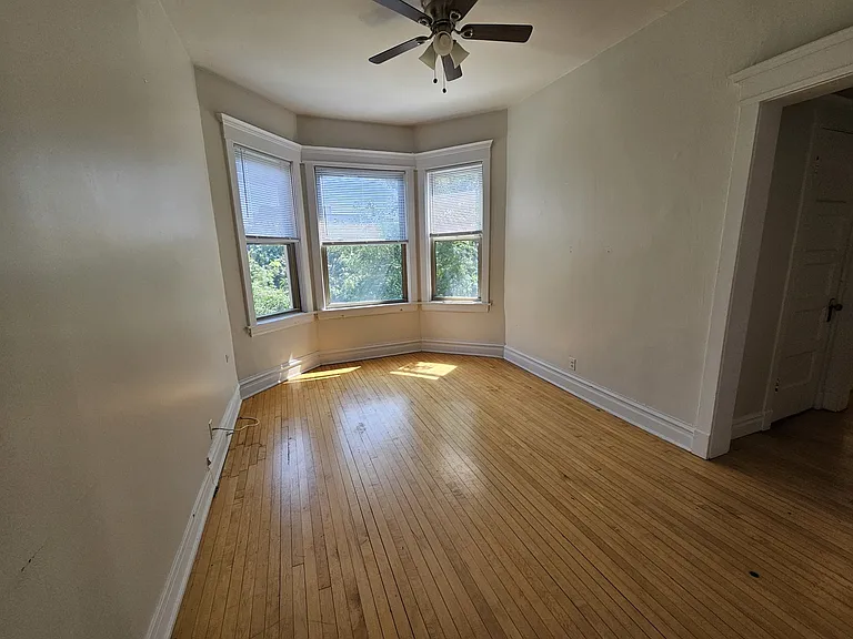 3800 N Wilton Ave #3S — Photo 8