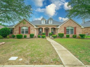 624 Azalea Dr, Glenn Heights, TX 75154