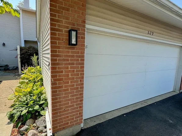 529 Hummingbird Ln, Deerfield, IL 60015