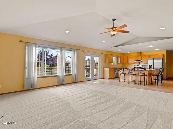5th image of 108 N 57th St