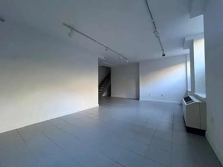 123 Parkside Ave #1S — Photo 17