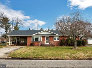 1710 E Walnut Rd, Vineland, NJ 08361