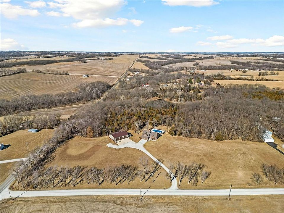 5587 SE Benner Lake Rd, Dearborn, MO 64439 Zillow