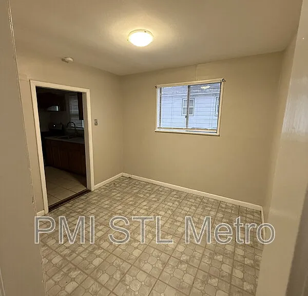 36 Connolly Dr — Photo 3