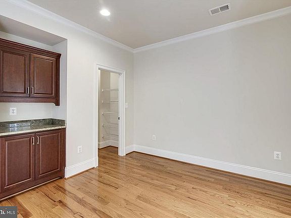 3rd image of 2135 Royal Lodge Dr