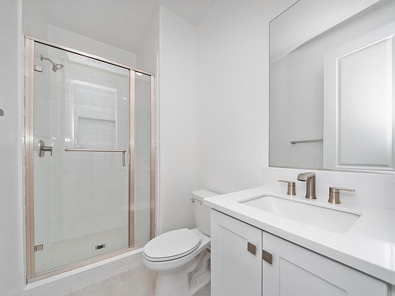 5th image of 25968 Meadow Dr