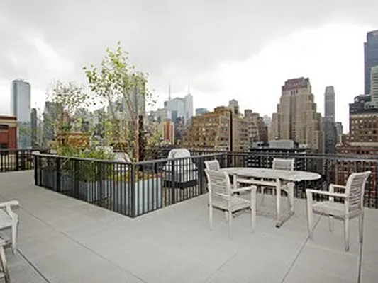 Sold by Citi Habitats | media 21