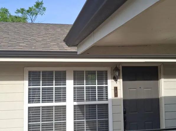 1802 Jackson Ave W APT 180, Oxford, MS 38655