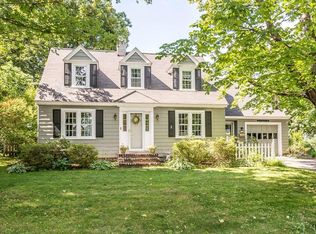 16 Delwood Rd, Chelmsford, MA 01824