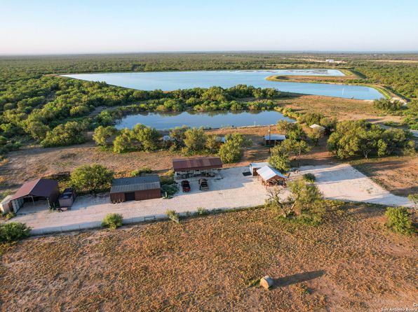 TBD S K Bar Ranch Road, Big Wells, TX 78830