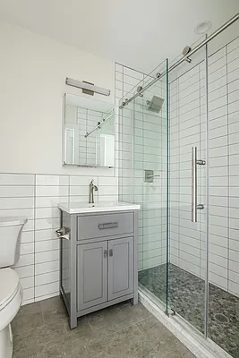 Rented by Pear NYC LLC | media 28