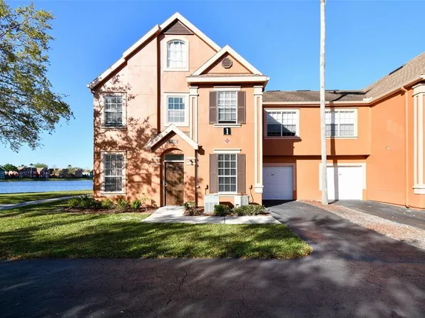 9008 Lake Chase Island Way, Tampa, FL 33626