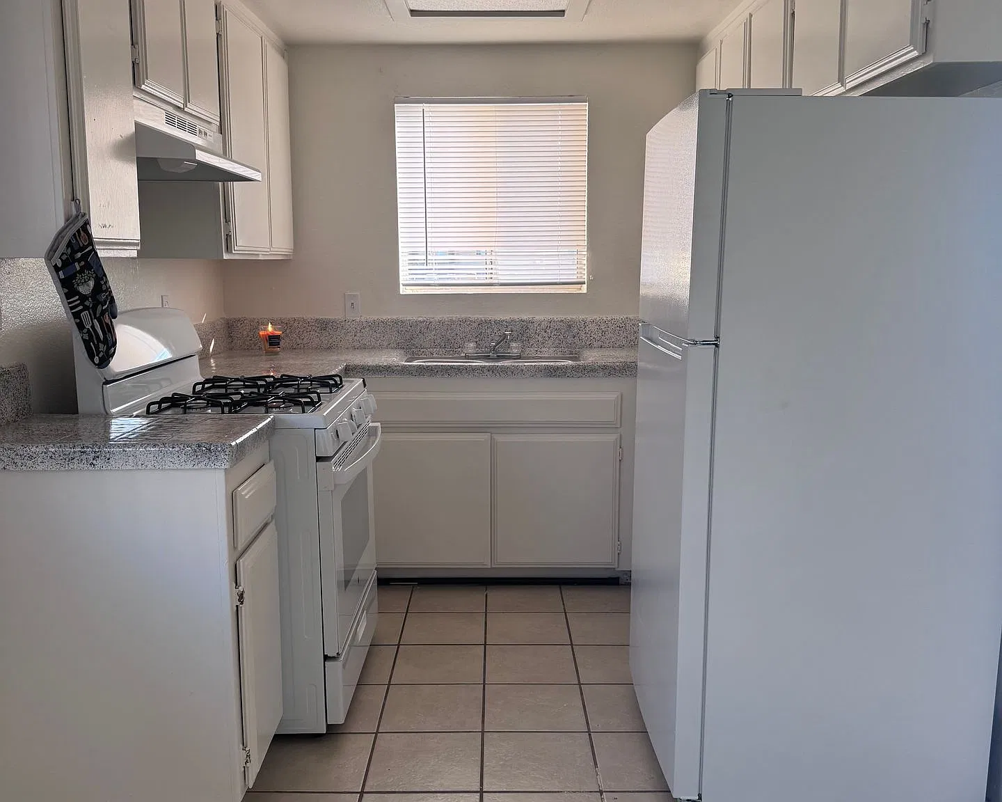 Vintage Apartments — Photo 3