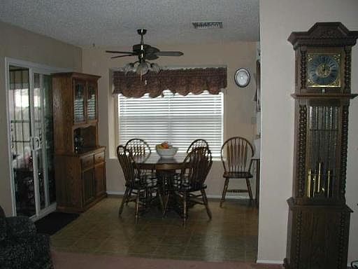2nd image of 10839 GREEN HOLLOW