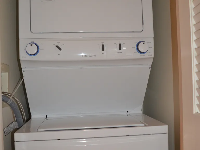 In unit washer/dryer