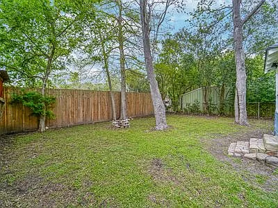 320 Louisiana Ave — Photo 33
