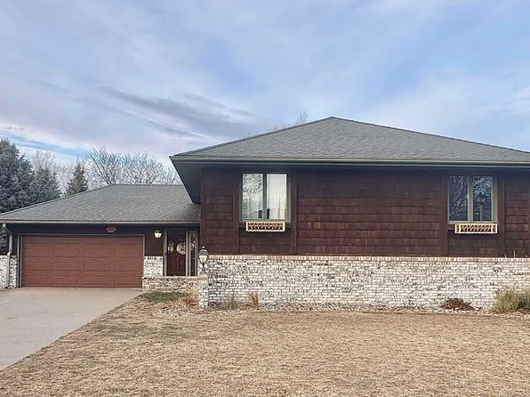 3317 Walden Ave, Sioux City, IA 51106