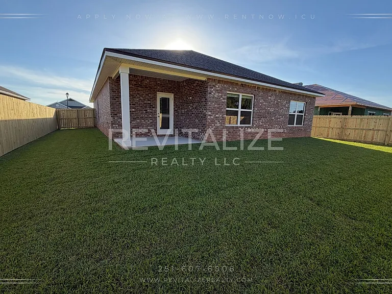 14930 Dayton Cir — Photo 25