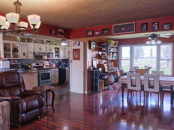 4th image of 3992 Neunert Rd