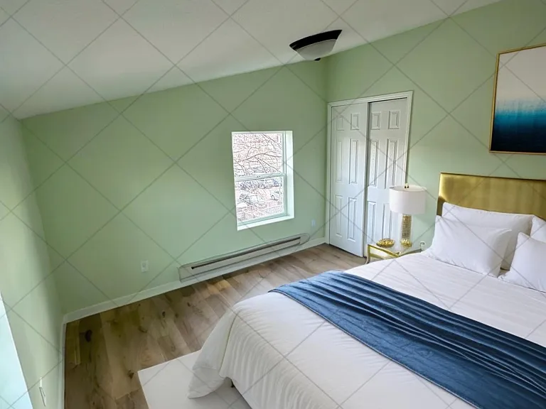420 Herschel St #5 — Photo 7
