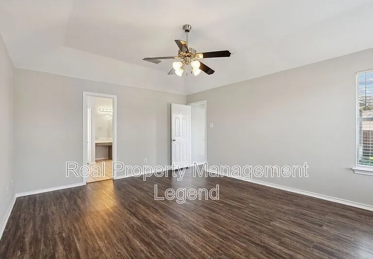 5100 Brookside Dr — Photo 16