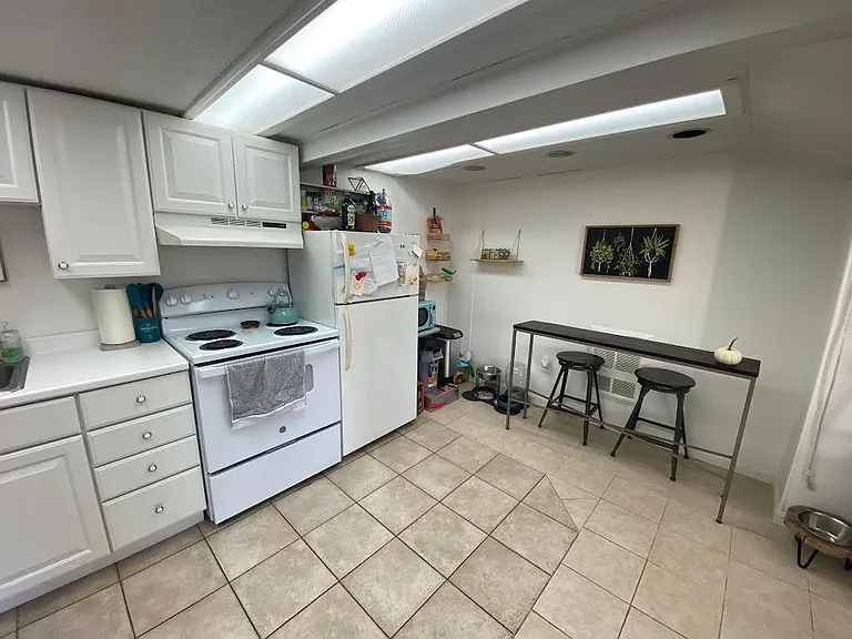 592 Lafayette Rd #4 — Photo 11