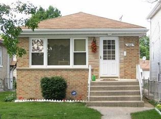 5202 W Winnemac Ave, Chicago, IL 60630