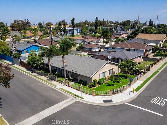 3rd image of 11019 Bluejay Ln