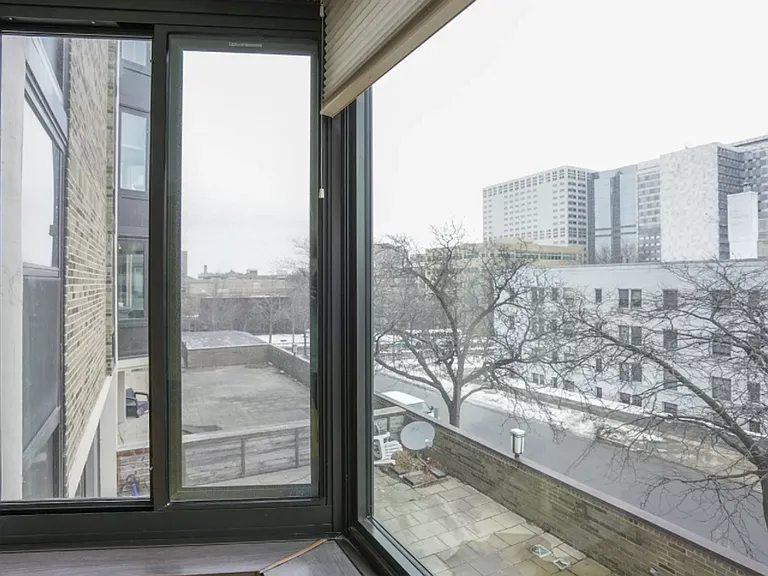 207 5th Ave SW #205 — Photo 15