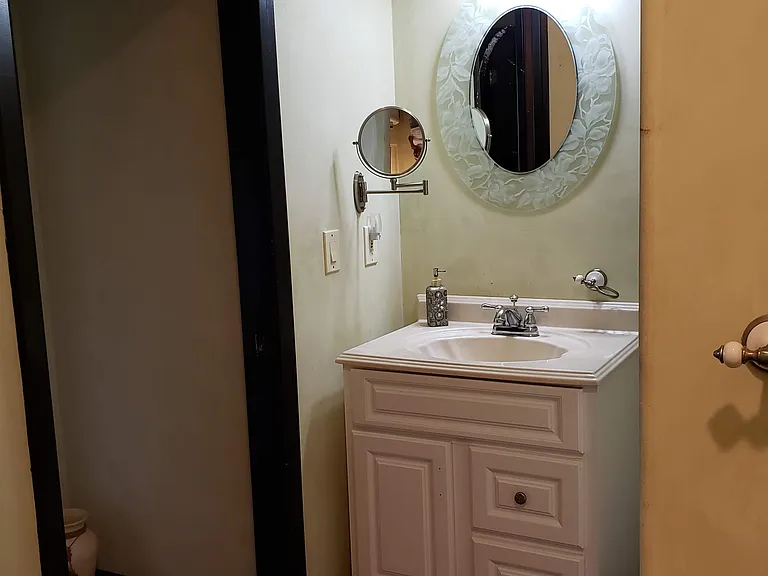 DOWNSTAIRS BATHROOM