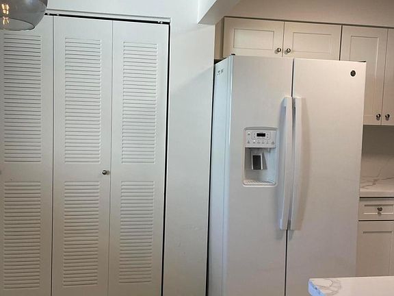 4th image of 1850 Homewood Blvd #5170