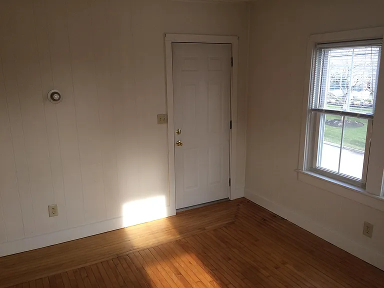 97 Mawney St #2 — Photo 5