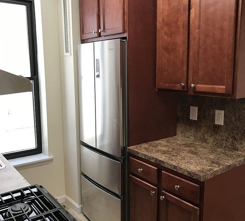 2nd image of 255 62nd St APT 1F