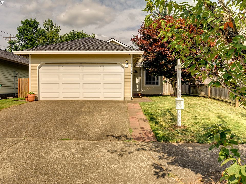 1st image of 10620 SW Summer Lake Dr