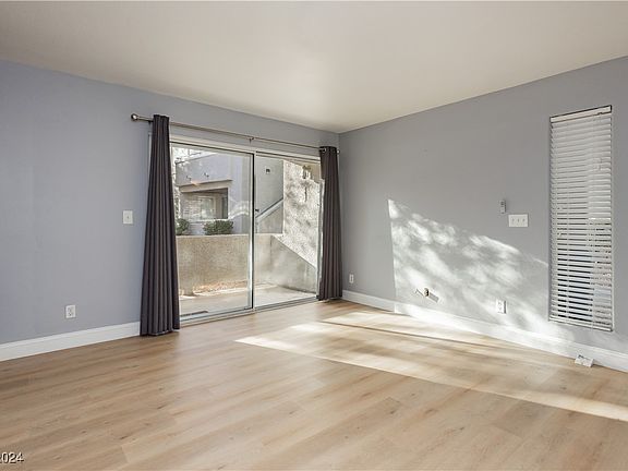 4th image of 3035 Casey Dr Unit 104