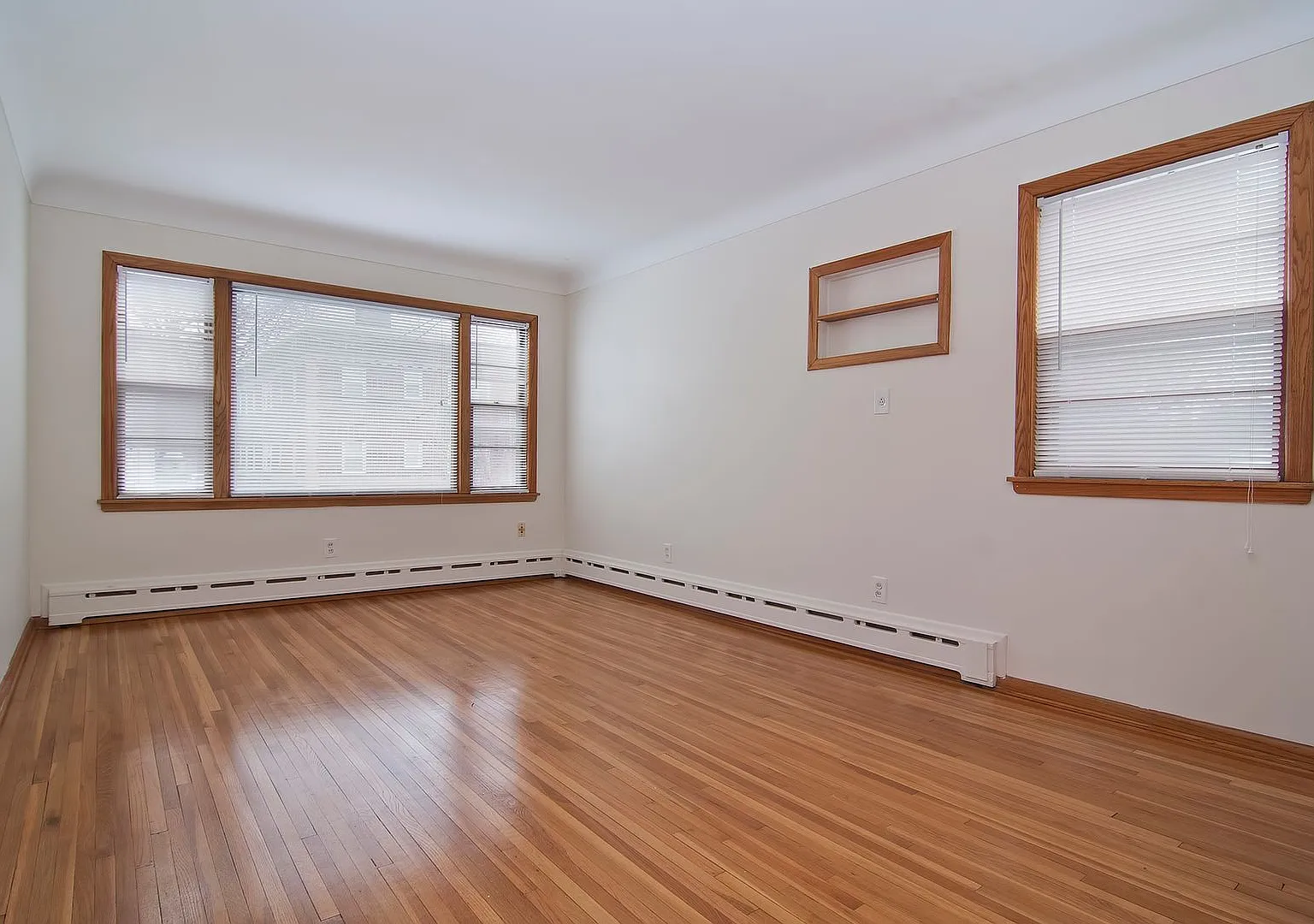 3523 Grand Ave S — Photo 4
